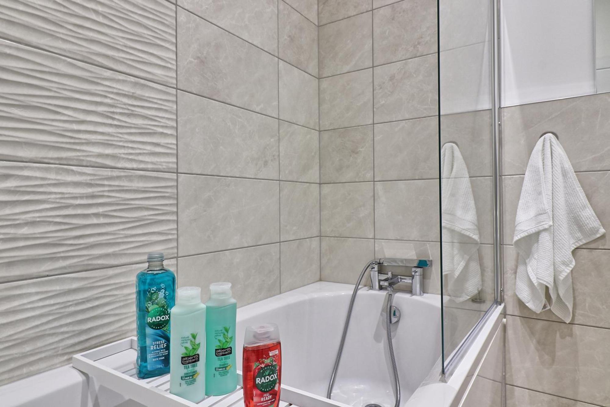 Chelmsford City Central Ground Floor Apartment Next To Town Centre מראה חיצוני תמונה